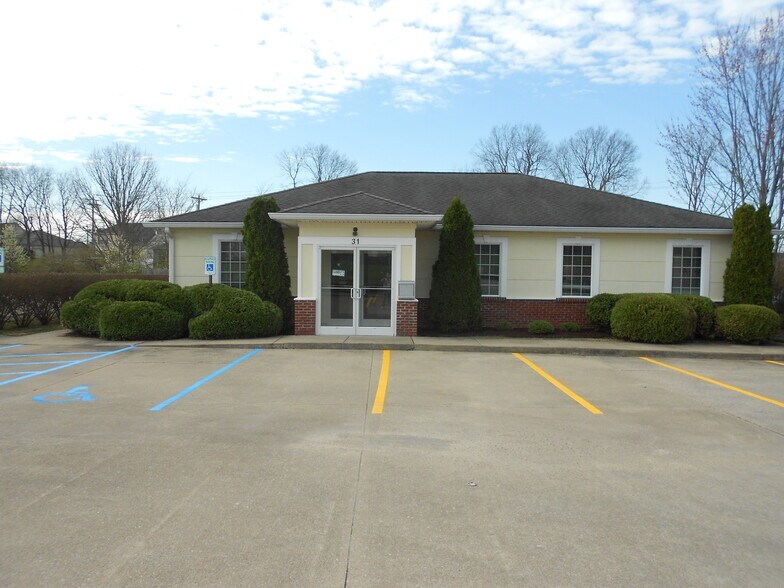 More Photos Of 31 Wichita Dr, Nicholasville Office For Sale