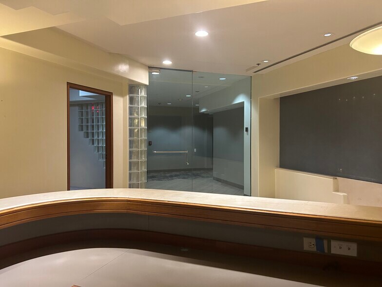 More Photos Of 410 Atkinson Dr, Honolulu Hotel For Lease