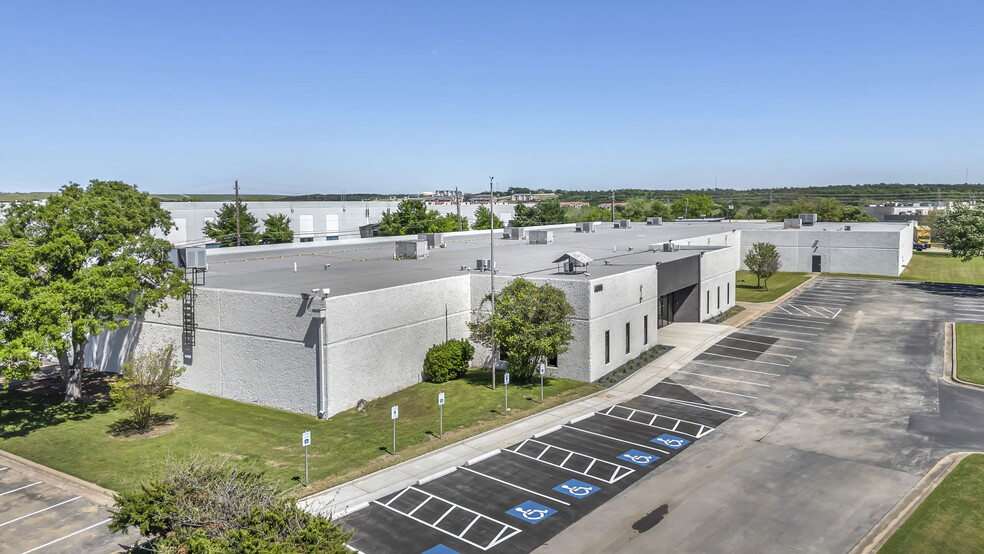 Primary Photo Of 4806 Commercial Park Dr, Austin Manufacturing For Sale