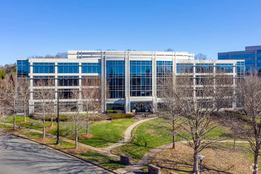 More Photos Of 3730 Glen Lake Dr, Charlotte Office For Lease