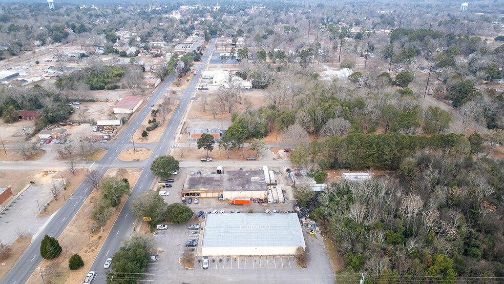 More Photos Of 1110 Richland Ave E, Aiken General Retail For Sale