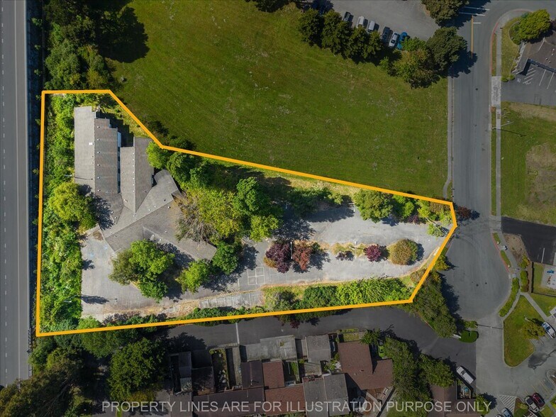 More Photos Of 4555 Valley West Dr, Arcata Medical For Sale