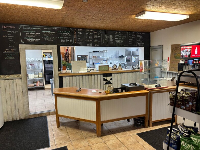 More Photos Of 617 Broadway, Imperial General Retail For Sale