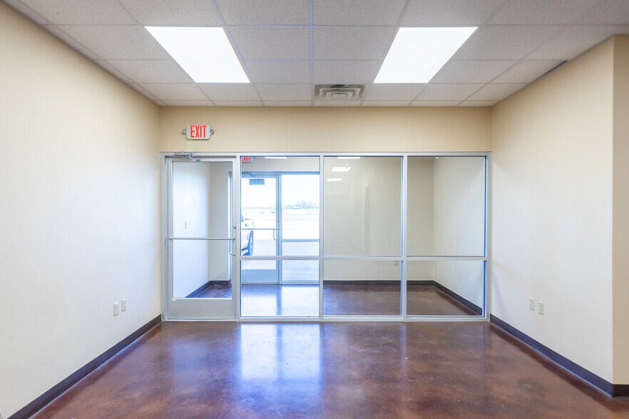 More Photos Of 4517 Derrick Dr, Abilene Office For Lease