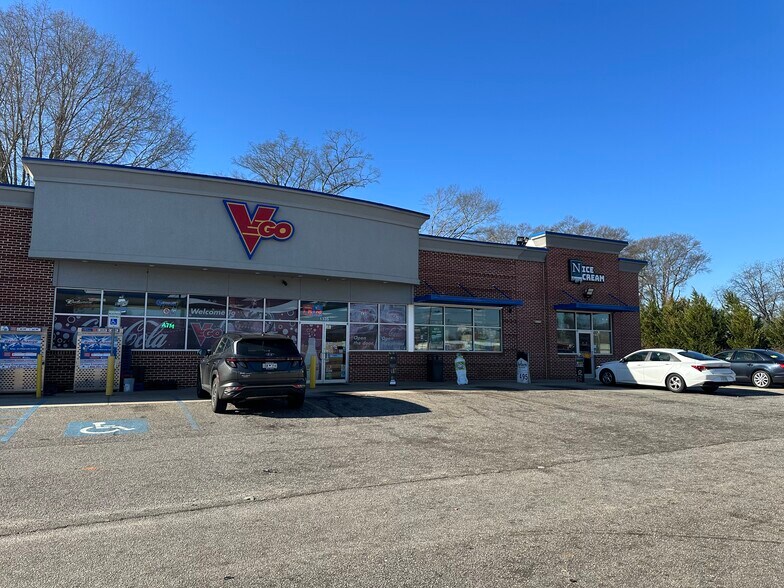 More Photos Of 1337 Cedar Lane Rd, Greenville General Retail For Sale
