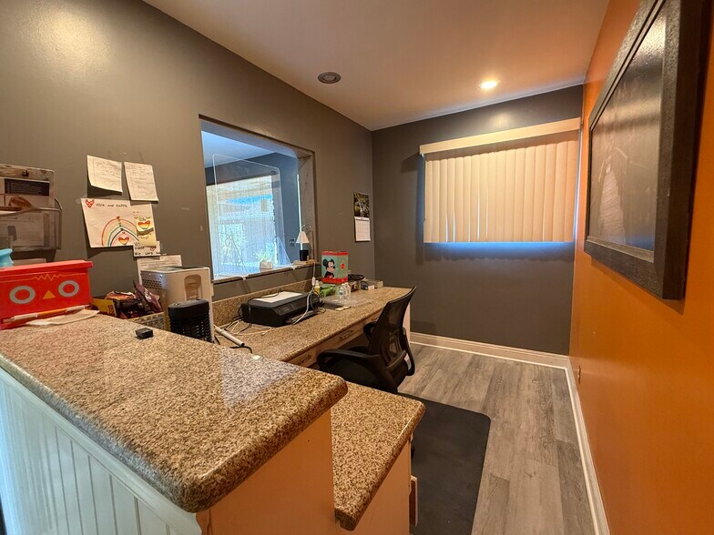 More Photos Of 6086 Brockton Ave, Riverside Medical For Lease