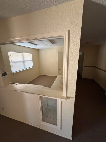 More Photos Of 5401 E 71st St, Tulsa Office For Lease