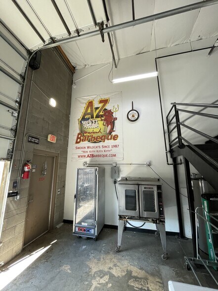 More Photos Of 7900 N 70th Ave, Glendale Warehouse For Sale