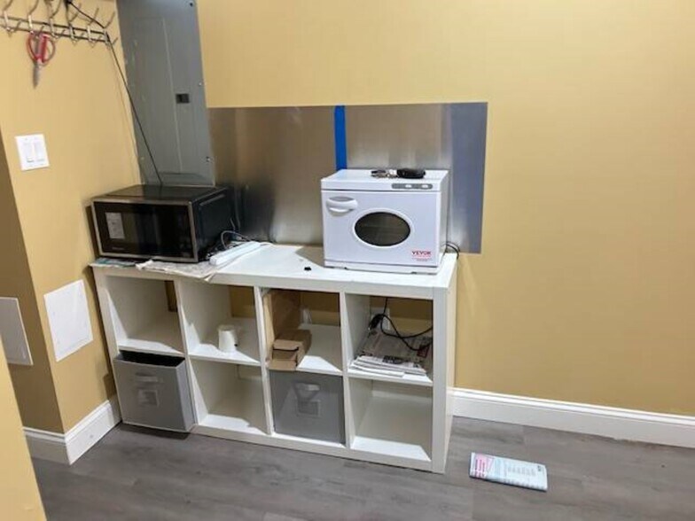 More Photos Of 1460-1462 Nepperhan Ave, Yonkers Storefront Retail Residential For Lease