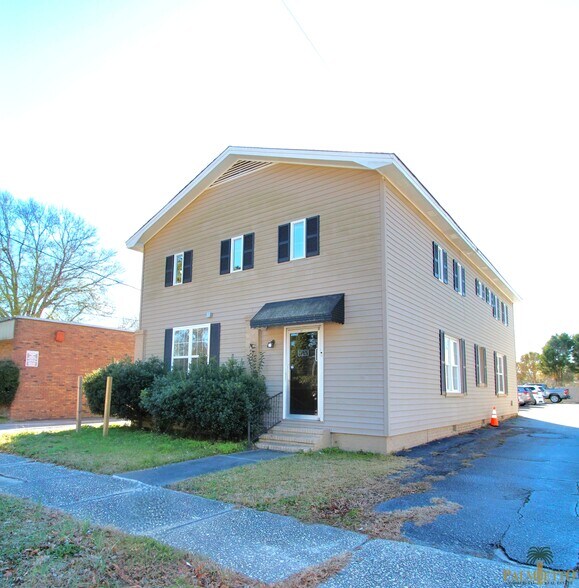 Primary Photo Of 608 Gregg Ave, Florence Office For Lease