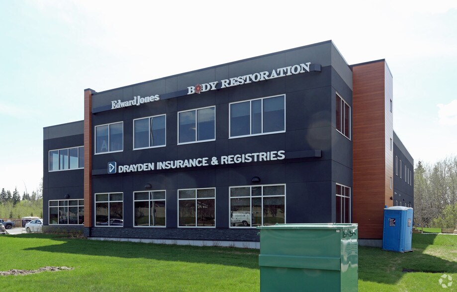 More Photos Of 60 Green Grove Dr, St. Albert Office For Lease