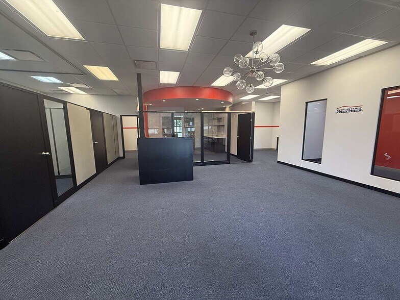 More Photos Of 1455-1465 S Reynolds Rd, Toledo Unknown For Lease