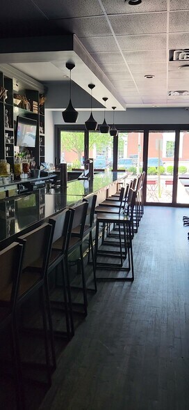 More Photos Of 90 School St, Glen Cove Restaurant For Lease