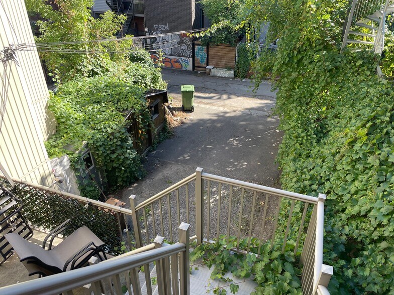 More Photos Of 4320-4324 St Saint-Denis, Montréal Multifamily For Sale