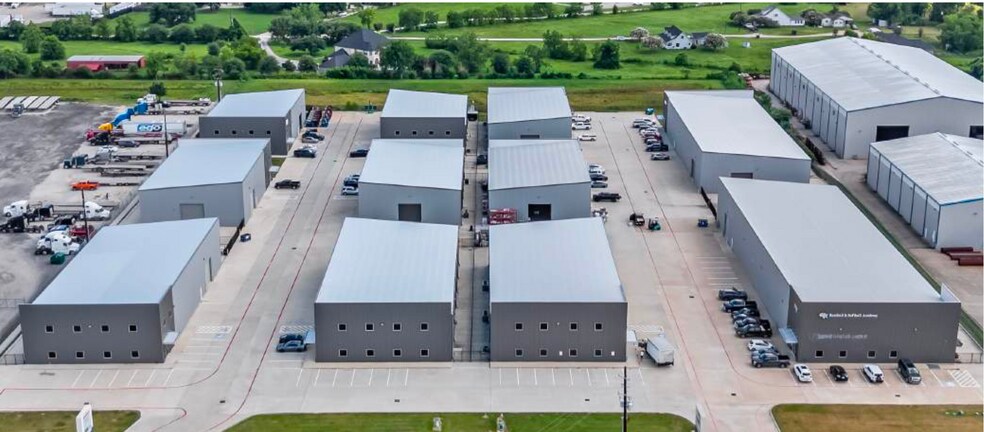 Primary Photo Of 15040 Boudreaux Rd, Tomball Industrial For Lease