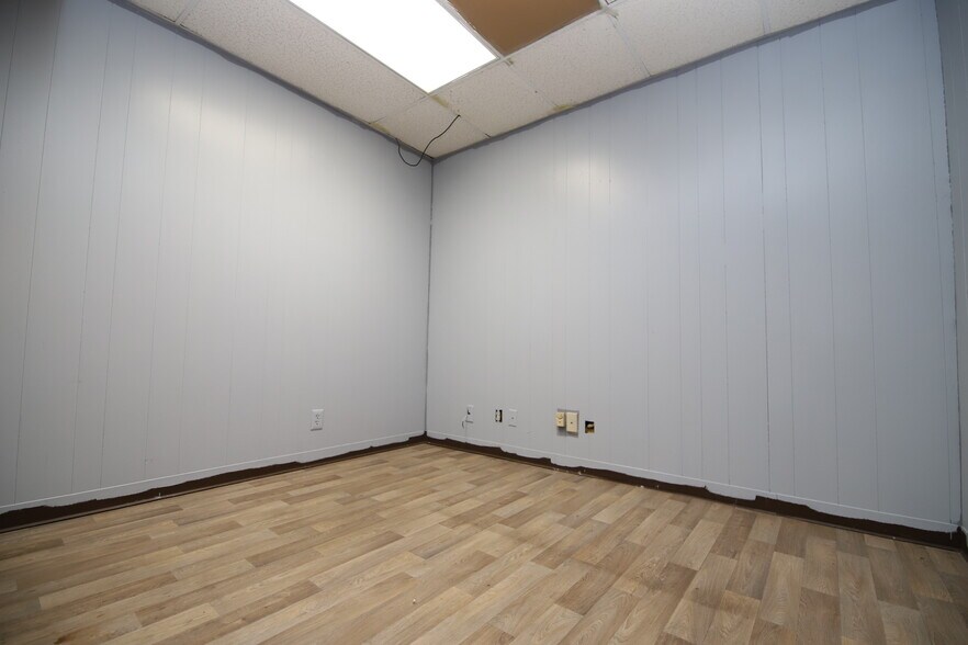 More Photos Of 504 E Depot St, Lagrange Lodge Meeting Hall For Sale