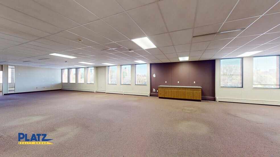 More Photos Of 250 E Federal Plz, Youngstown Office For Lease