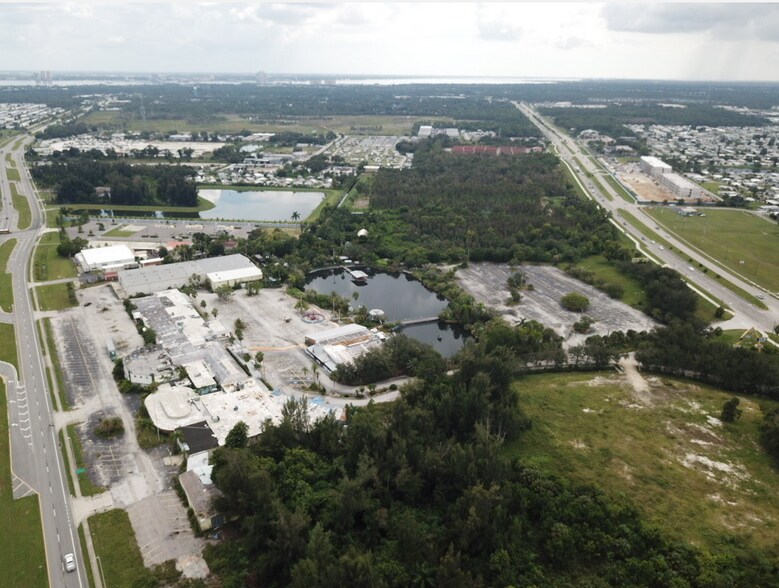 More Photos Of 2787 N Tamiami Trl, North Fort Myers Land For Lease