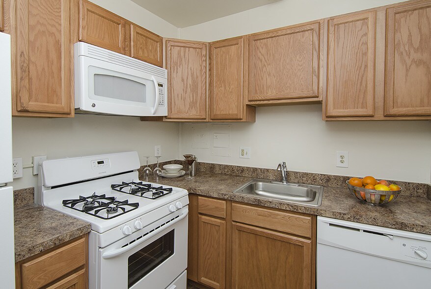 More Photos Of 3000 Connecticut Ave NW, Washington Apartments For Lease