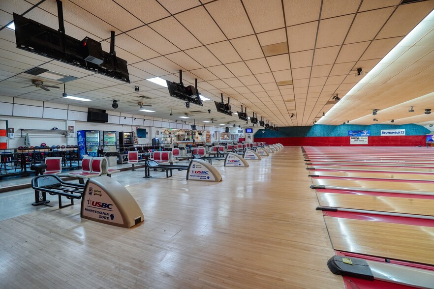 More Photos Of 3279 McClelland Ave, Erie Bowling Alley For Sale