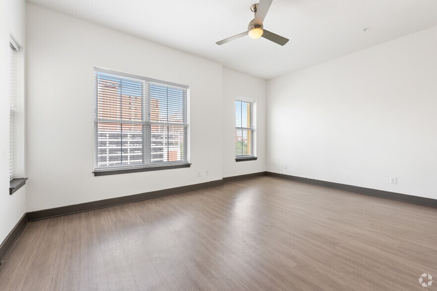 More Photos Of 707 Richard Arrington Jr Blvd S, Birmingham Multifamily For Sale