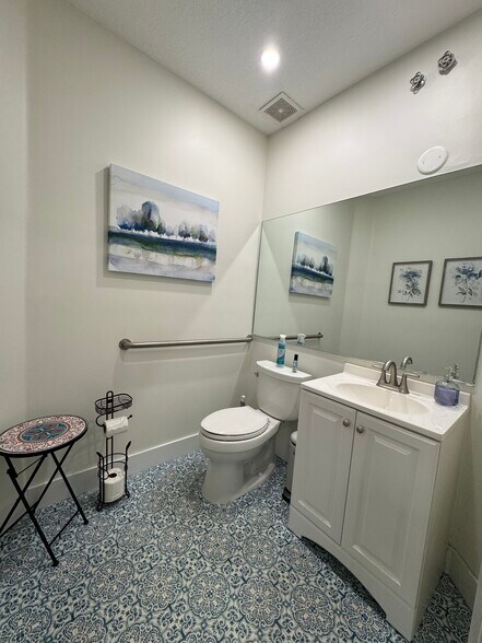 More Photos Of 9633 W Broward Blvd, Plantation Medical For Sale