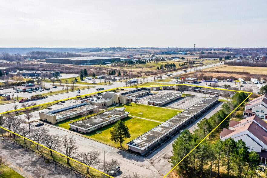 More Photos Of 4853 W Henrietta Rd, Henrietta Hotel For Sale