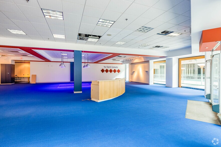 More Photos Of 500 Galleria Dr, Johnstown Unknown For Sale