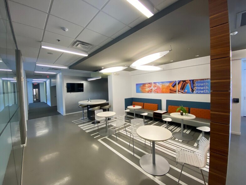 More Photos Of 1100 Old Ellis Rd, Roswell Loft Creative Space For Lease