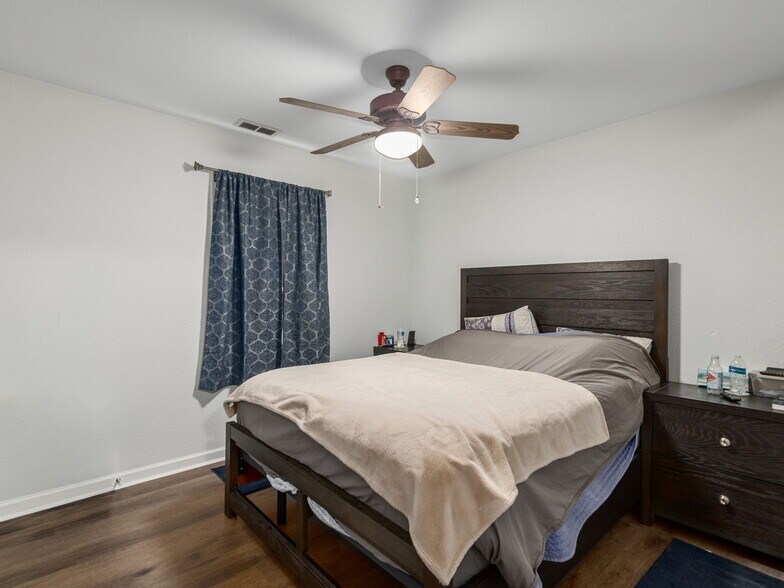 More Photos Of 222 T F Kirkpatrick Way, Candler Apartments For Sale