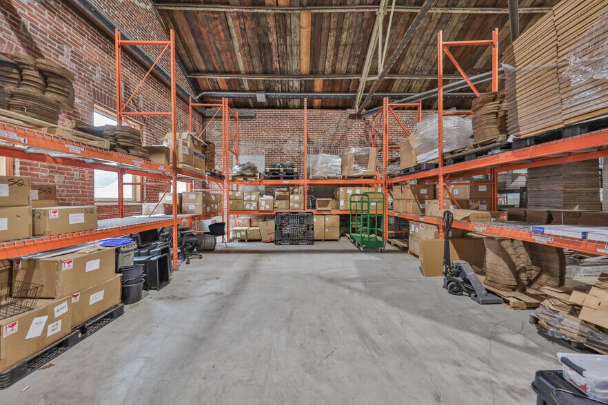 More Photos Of 915 Northampton St, Easton General Retail For Sale