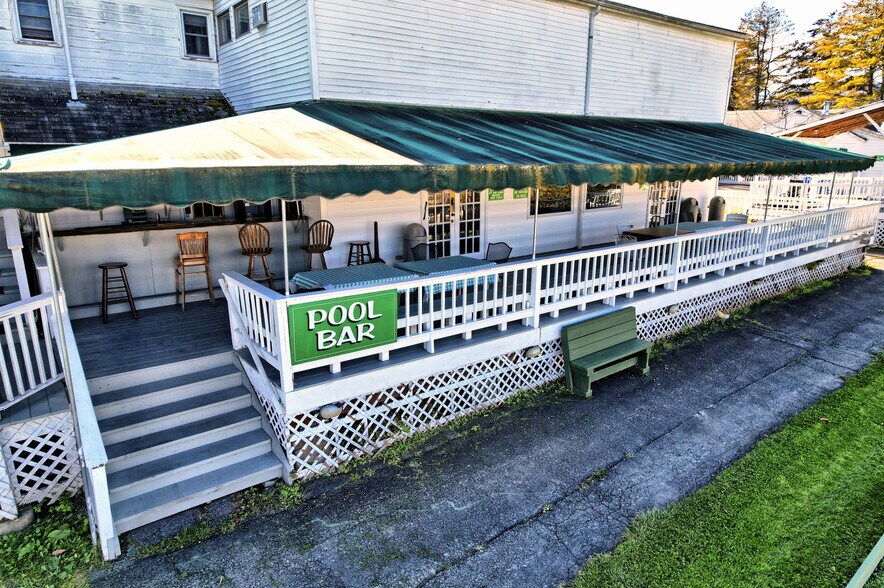 More Photos Of 118 Golden Hill Rd, Cornwallville Hotel For Sale