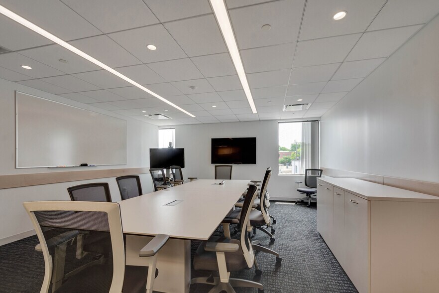 More Photos Of 15-19 Crawford St, Needham Light Distribution For Lease