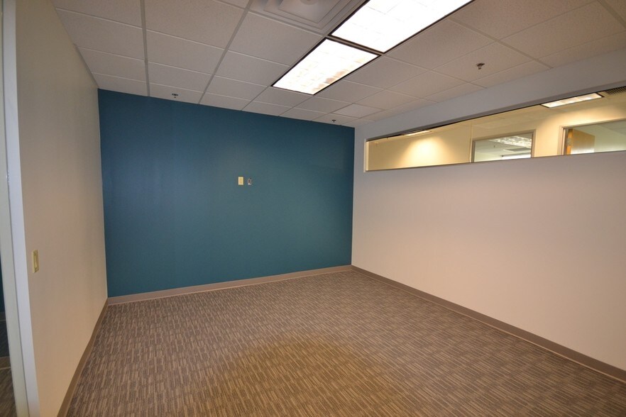 More Photos Of 3930 E Ray Rd, Phoenix Office For Lease