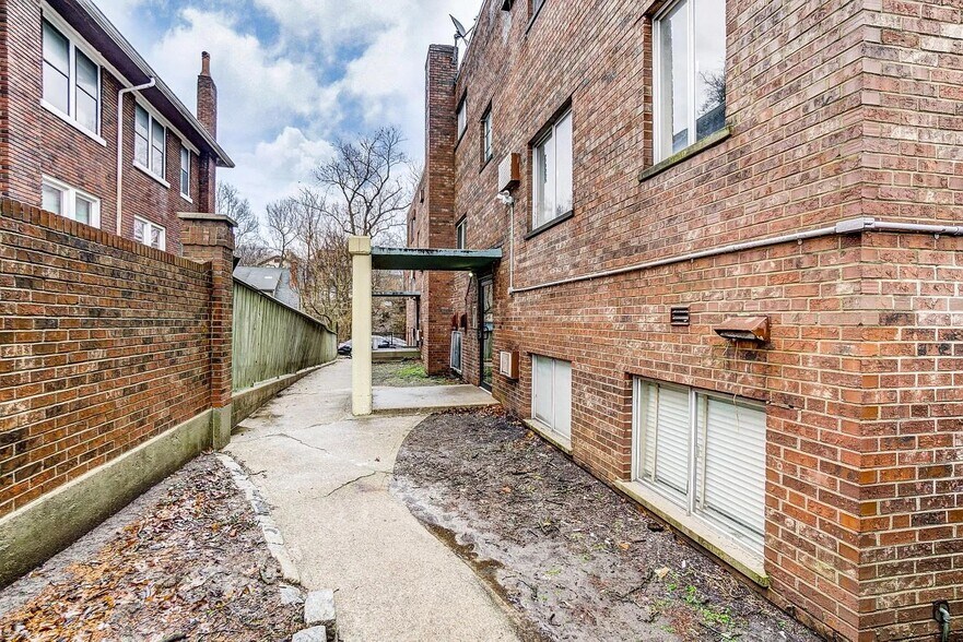 More Photos Of 4326 Hamilton Ave, Cincinnati Apartments For Sale