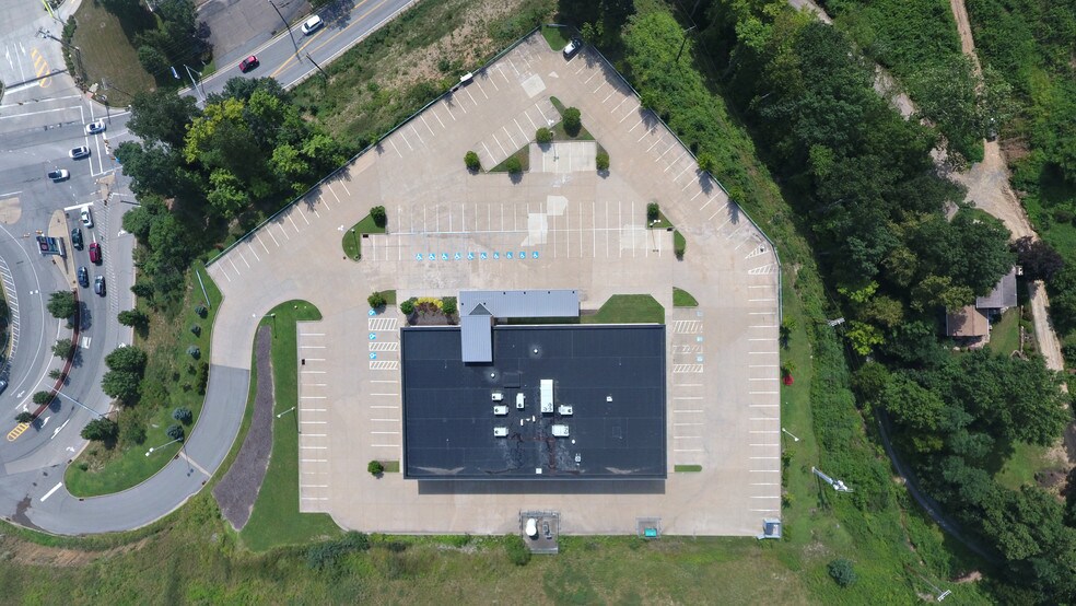 More Photos Of 107 Mount Nebo Pointe Dr, Pittsburgh Medical For Lease