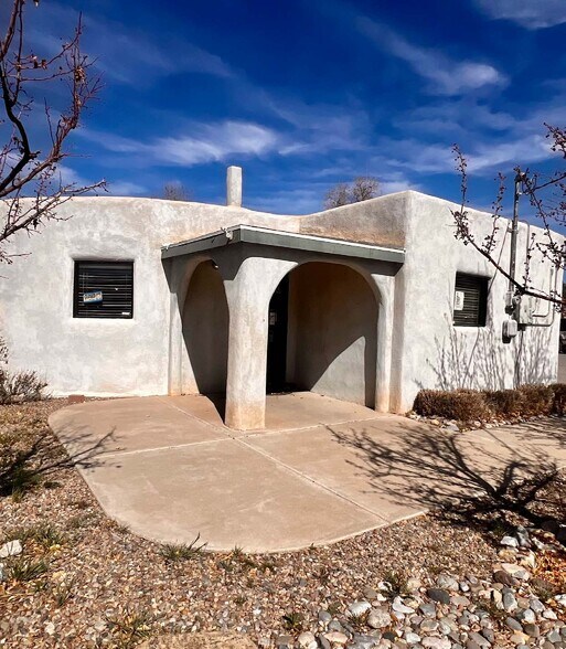 More Photos Of 336 Main St, Los Lunas Office For Sale