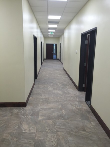 More Photos Of 10520 S 700 E, Sandy Loft Creative Space For Lease