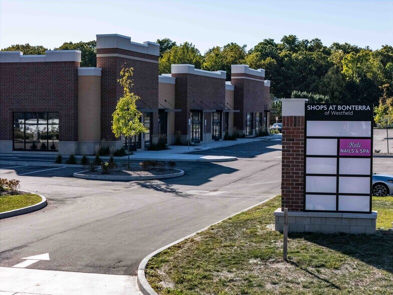 More Photos Of 17576 Alba Ln, Westfield Storefront For Lease