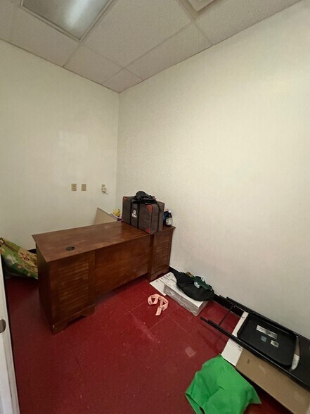 More Photos Of 1780-1790 Morse Rd, Columbus Unknown For Lease