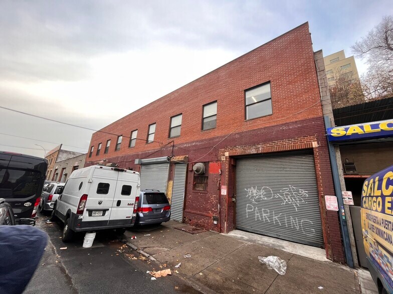 More Photos Of 1431 Cromwell Ave, Bronx Industrial For Sale