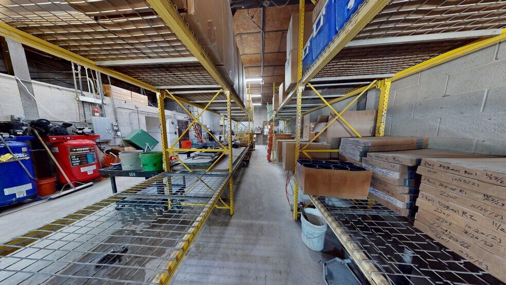 More Photos Of 1235 E Davis, Arlington Heights Office For Lease