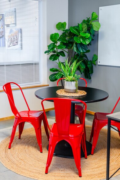 More Photos Of 6401 W Eldorado Pky, McKinney Coworking Space