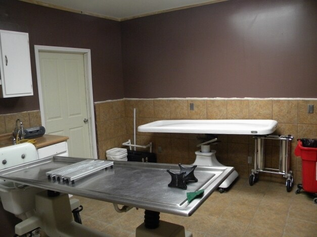 More Photos Of 2517 Wheeler St, Houston Funeral Home For Sale