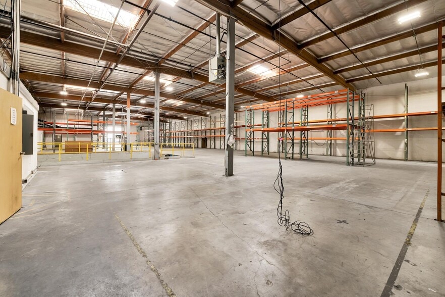 More Photos Of 6920 Hermosa Cir, Buena Park Warehouse For Sale