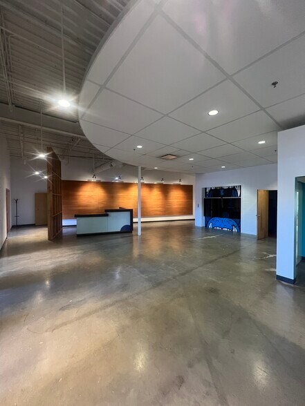 More Photos Of 677 S Colorado Blvd, Denver Office For Sale