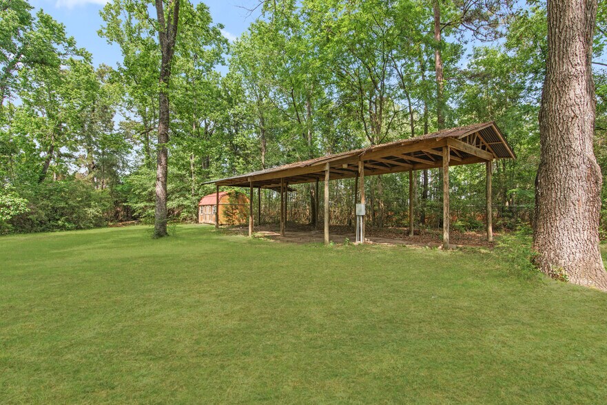 More Photos Of 18222 W FM 1097 Rd, Montgomery Flex For Lease