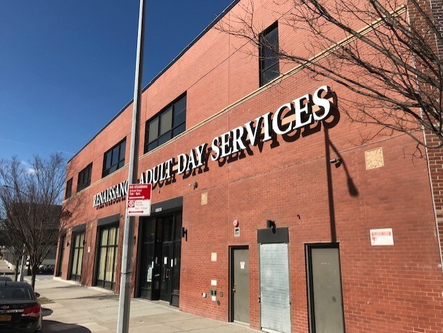 More Photos Of 760 Westchester Ave, Bronx Office For Sale