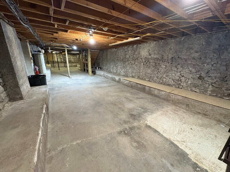 More Photos Of 816 Main St, Lafayette Storefront Retail Residential For Lease
