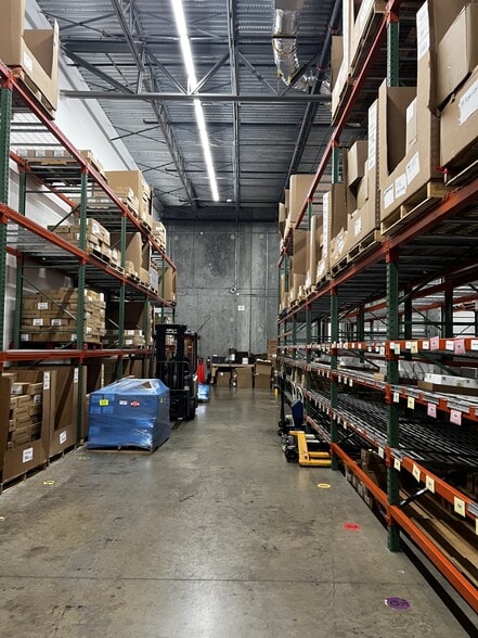 More Photos Of 35 SW 12th Ave, Dania Beach Distribution For Sale